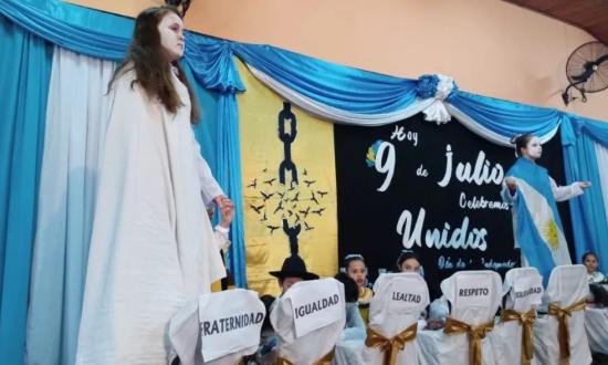 El acto central de El Soberbio se llevó a cabo en la Escuela 740