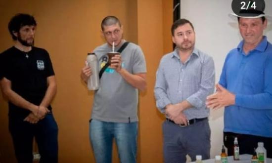 Emprendedores y agentes de viajes del Municipio realizaron la presentación del "Destino El Soberbio" junto a Víctor Motta