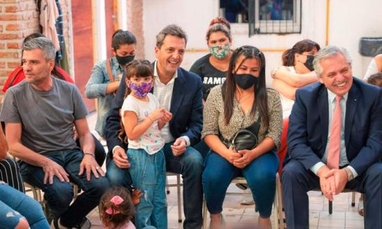 Alberto Fernández, Sergio Massa y Juan Zabaleta estuvieron en Moreno y defendieron el programa para convertir planes en empleo