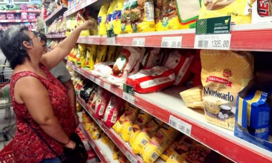 Comerciante afirmó que el precio de los alimentos bajará un 30% en las próximas semanas