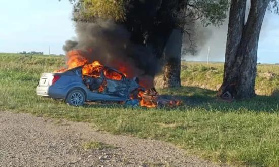 Córdoba: mató a su pareja y se quitó la vida chocando contra un árbol
