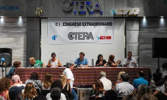 Ctera anunció un paro docente nacional para el lunes y peligra el comienzo de clases aunque gremios de la CGT levantaron la medida