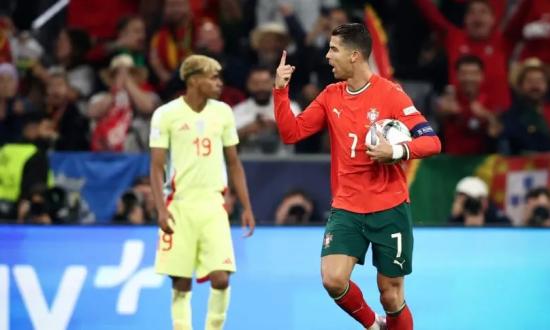 La dura crítica a Yamal por su actitud ante Cristiano tras la final de la Nations: "Lamine no supo perder"
