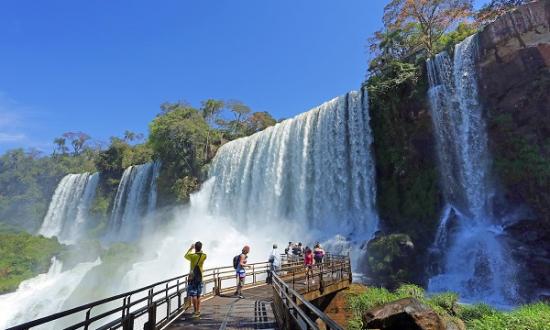 Herrera Ahuad en Nueva York: además de gestionar nuevos mercados para la madera se busca "unir" las Cataratas del Niágara con las Cataratas del Iguazú