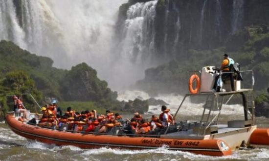 Fin de semana XXL en Misiones: “Las cataratas están con mucha agua y eso es un espectáculo diferente”, señalaron desde Puerto Iguazú