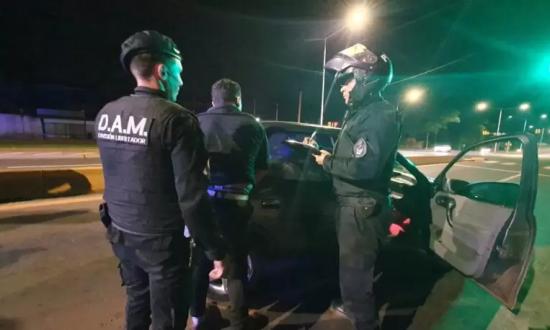 Arrestaron a un hombre que baleó a otro afuera de la bailanta Cedros en Posadas