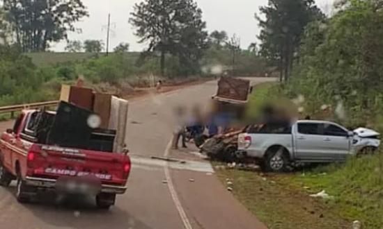 Choque frontal dejó un hombre muerto en San Vicente, el otro se fugó...