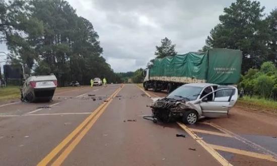 Garuhapé: dos heridos graves tras un choque y vuelco en la Ruta Nacional 12