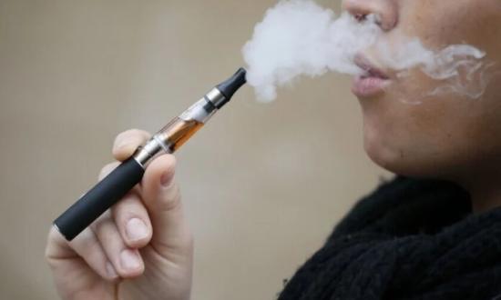Prohibieron en todo el país la comercialización de “cigarrillos electrónicos” por “dañino y adictivo”