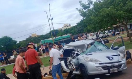 Terrible choque de adolescentes en la Costanera de Posadas: dos de alta y dos continúan en terapia intensiva