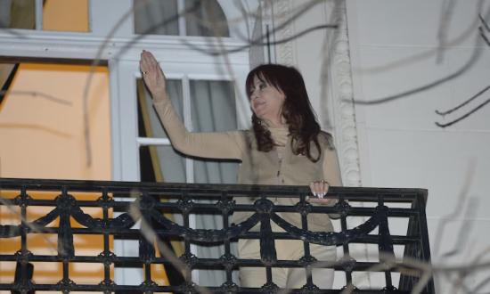 Cristina pidió cumplir su condena en su casa del barrio de Constitución