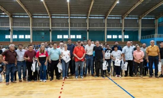 Passalacqua encabezó la presentación del Deporbono 7 y la digitalización del Registro Único de Entidades Deportivas