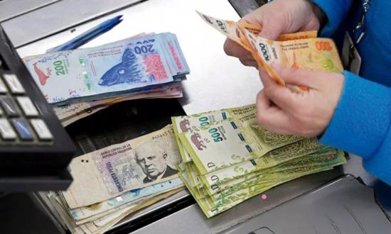 Los jubilados, además del bono, cobrarán un extra de 15 mil pesos