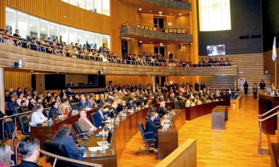 Diputados nuestros piden auditoría en el CGE y Ministerio de Educación, tras conocerse caso de sobresueldo