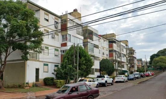 Murió el hombre que cayó desde un balcón cuando quería ingresar al departamento de su ex pareja...