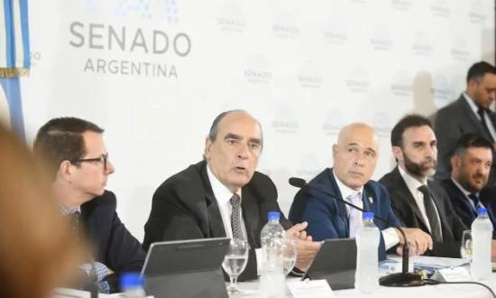 Francos reconoció que existe una “crisis política” en el Gobierno por la pelea entre Milei y Villarruel