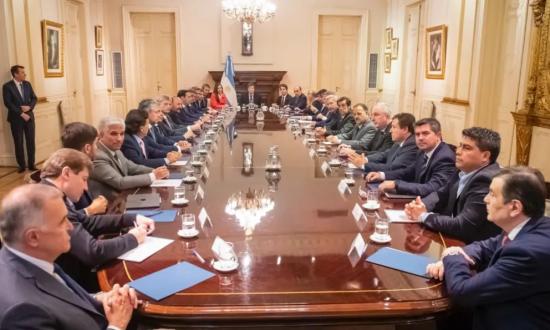 Provincias responden al Gobierno con llamado al diálogo, acciones judiciales y paro de petróleo, ¿habrá diálogo...?