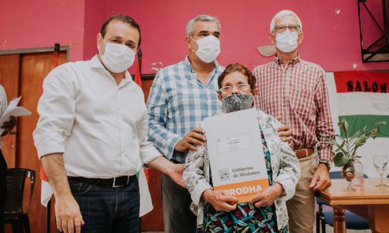 Oscar Herrera Ahuad: «Tener un título de propiedad es como el DNI de la familia»