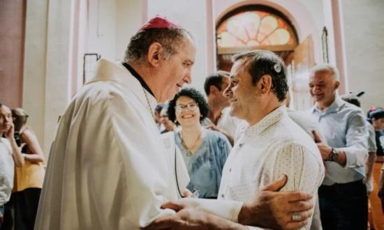 Autoridades provinciales acompañaron la misa conmemorativa por los 10 años del Pontificado del Papa Francisco