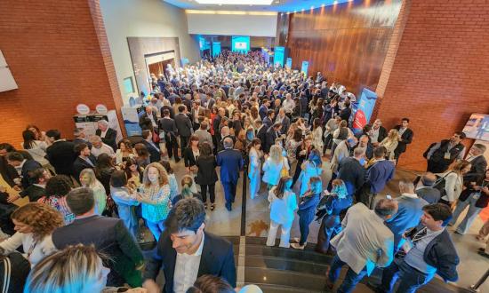 El Gobierno le dijo a los empresarios que el blanqueo superó los USD 14.000 millones