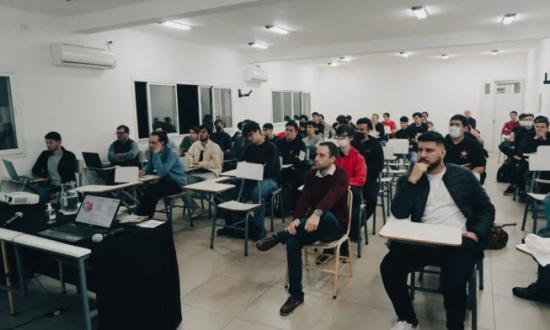 Ingeniería en Informática: entre las carreras mejor pagadas en el país