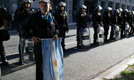 Las jubilaciones de ANSES aumentan 6 mil pesos en abril: también las pensiones no contributivas y seguirá el bono, pero de 70 mil...