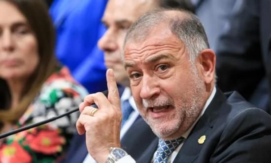 El exabrupto de Luis Juez cuando trataban la sanción a juez federal de Misiones