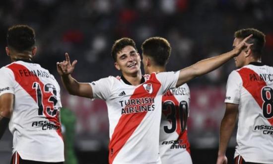 River goleó a Patronato y se encamina al ansiado título local con Gallardo