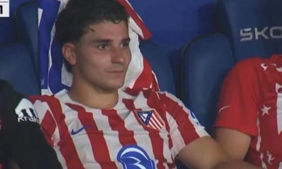 Julián Álvarez comenzó con el pie izquierdo su temporada con el Cholo Simeone en el Atlético de Madrid y hablan de incomodidad con el DT