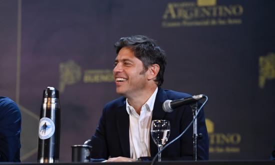 Kicillof se inclina por desdoblar las elecciones y se acota el margen de un acuerdo con Cristina Kirchner