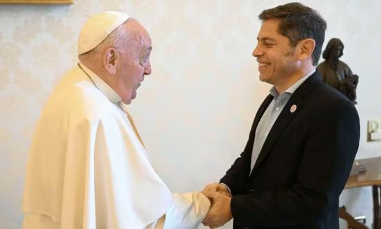 Kicillof mantuvo un encuentro con el Papa