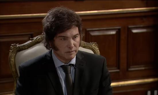 Milei se diferenció de Villarruel y dijo que le “gustaría meterle el último clavo al cajón del Kirchnerismo, con Cristina adentro”