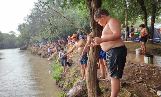 Azara vivió una fiesta inolvidable este finde en la vigésima edición del Festival Provincial de la Mojarrita...