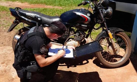 “POLICÍAS RECUPERAN EN DOS DE MAYO UNA MOTOCICLETA ROBADA EN COLONIA ALICIA”.
