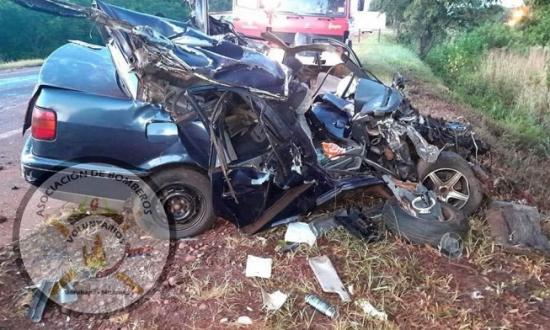 Perdió la vida en un choque entre un auto y un camión en Garuhapé