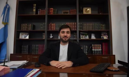 Ignacio Torres busca dar una muestra de poder en el conflicto con Milei y reunirá a los gobernadores patagónicos en el Senado