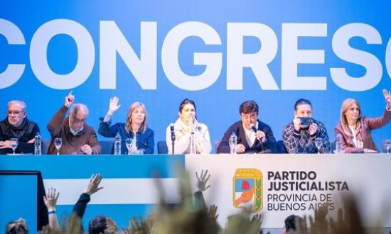 Aunque sigue la tensión entre los Kirchner y Kicillof, se armó una mesa para encaminar el armado de las listas bonaerenses