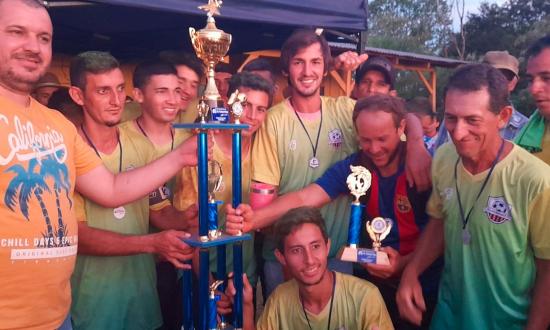 Cuatro Bocas y Km 10, los campeones de la Liga de Paraíso...