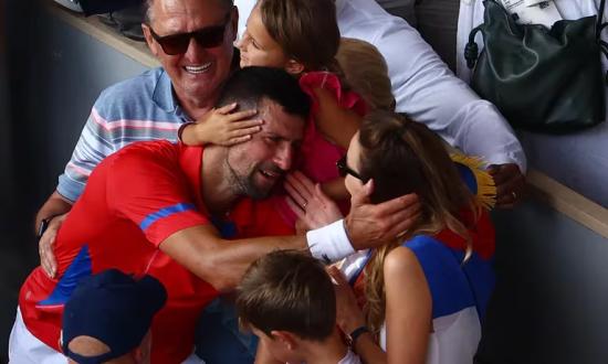 Djokovic hizo historia en París 2024: venció a Alcaraz y ganó su 1° oro