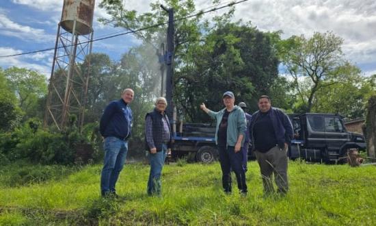El gobernador Hugo Passalacqua suspervisó obras de perforación del IMAS en Cerro Corá que abastecerá a casi 200 familias