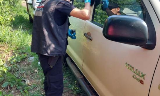 Robaron 18 millones de pesos a empleados de una empresa y la policía busca a los implicados