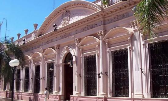 Passalacqua anunció que el jueves estará acreditado el sueldo de la administración pública provincial