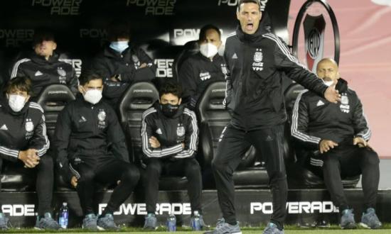 Scaloni: “Acá no hay conformismo, sentimos el cansancio en el ST"