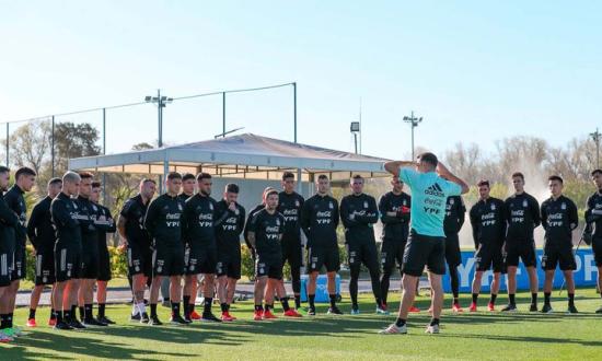 Paraguay-Argentina: Los 10 jugadores de la Selección que están al límite de amarillas y deberán cuidarse pensando en el partido con Uruguay