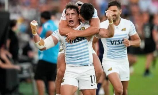 Día histórico para el rugby argentino: Los Pumas 7s derrotaron a los All Blacks como visitantes y se consagraron en el Mundial de Seven