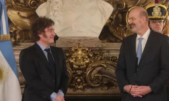 El Gobierno mostró la lista con más de 200 áreas del Estado que fueron eliminadas en 2024