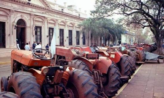 Duro comunicado de productores en apoyo a la protesta policial...