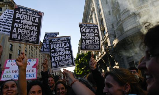 Tras la masiva marcha, el Gobierno de Milei dice que no cerrará universidades y volvió a reclamar auditorías