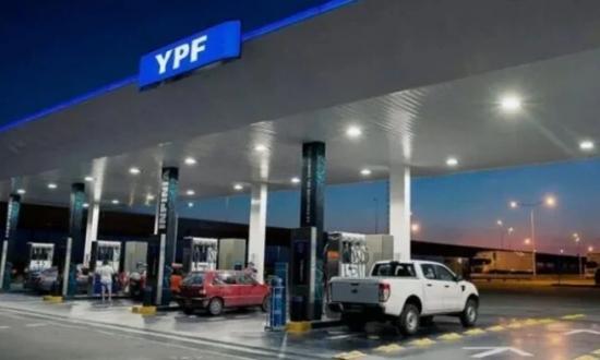 Las estaciones de servicio YPF continuarán aceptando el pago con tarjeta de crédito