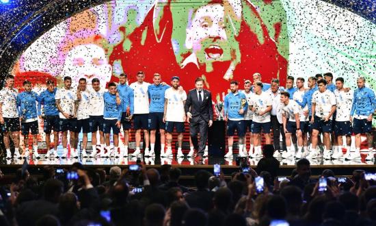 El emocionante homenaje a los campeones del mundo, en Paraguay y en Santiago